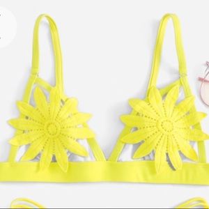 BRAND NEW flower bikini top